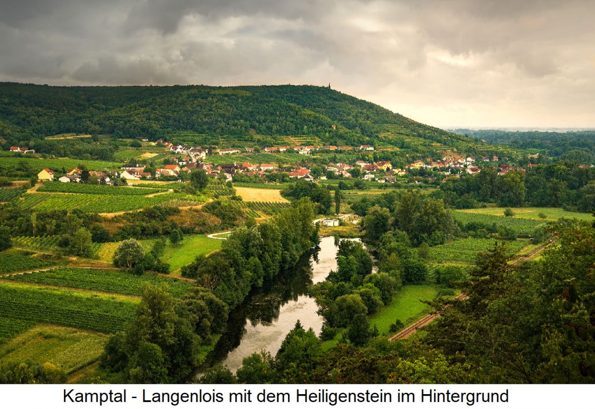 Kamptal - Langenlois mit dem Heiligenstein im Hintergrund
